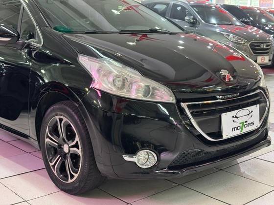 PEUGEOT 208 1.6 GRIFFE 16V FLEX 4P AUTOMÁTICO PEUGEOT 208 1.6 GRIFFE 16V FLEX 4P AUTOMÁTICO